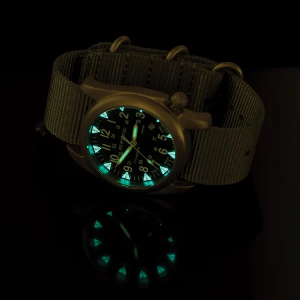 Super Yankee Illuminated - Image 4